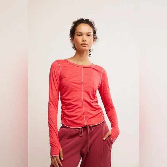 NWT FP Movement Right on Run Layer in Winterberry - Picture 2 of 9